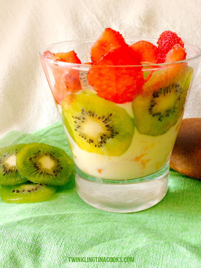 kiwi-strawberry-trifle