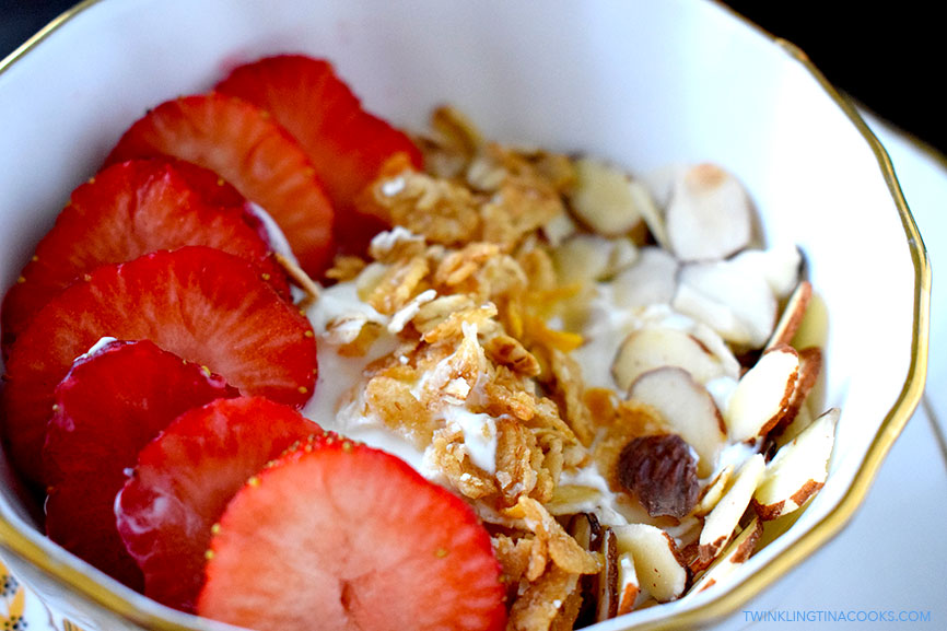 Strawberry yogurt breakfast bowl
