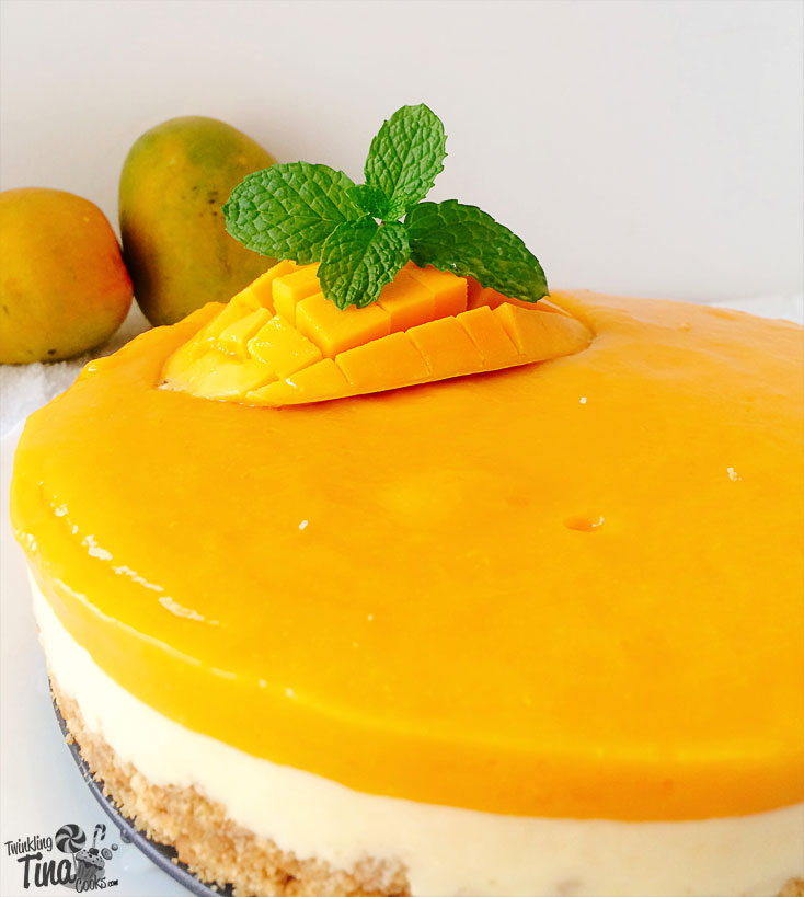 Конфи для торта рецепт с крахмалом. Желе манго маракуйя. Муссовый торт с манго. Пюре манго маракуйя. Муссовый торт манго малина.